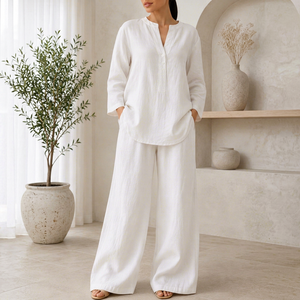 Ensemble de pyjama pour femmes en polyester 100% léger, tricoté, 60 GSM, coupe ample, haut à manches longues, pantalon large, vêtements de nuit unis, vêtements de détente - Product Image 1