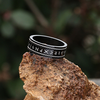 Mythe nordique bijoux audacieux en gros hommes bague en acier inoxydable avec Runes gravées Viking bague bijoux