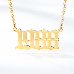 Collar con colgante de oro <span class=keywords><strong>inglés</strong></span> antiguo de 18 quilates de acero inoxidable personalizado, cadena de eslabones de moda, forma de número, regalo de aniversario de año de nacimiento - Product Image 2
