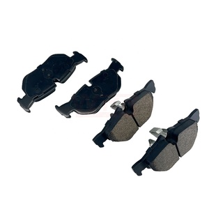 34216774692 34216773161 Jeu de plaquettes de frein pour BMW E90 E92 E84 320i 325i 328i Système de freinage automobile Disque de friction céramique arrière durable - Product Image 1