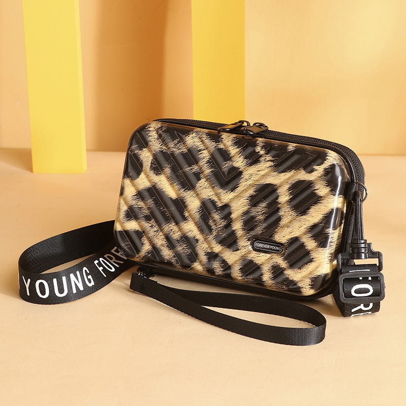Leopardo negro