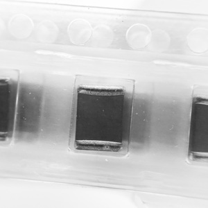 Condensador Cerámico Multicapa de Calidad Superior a Precio Competitivo, Condensador Cerámico de Alta Tensión de Calidad Premium - Product Image 1