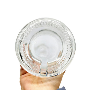 Botella de Vodka de 1000 ml con Tapas de Rosca, Botella Redonda Transparente Clásica para Whisky, Tequila, Ginebra, Botella de Licor de Vidrio para Destilerías - Product Image 3