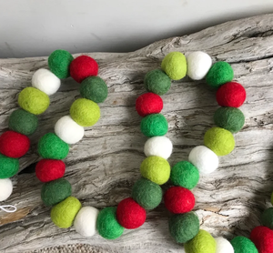 Ghirlanda rossa bianca verde della palla della lana per la scuola materna della stanza del bambino della parete del mensola del camino dell'albero <span class=keywords><strong>di</strong></span> <span class=keywords><strong>natale</strong></span> - Product Image 1