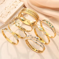 Bracelet en acier inoxydable de style européen et américain en forme de serpent avec zircon et turquoise, plaqué or 18 carats, jonc ouvert