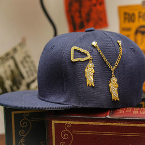 Pin de Sombrero de San Judas de Alta Calidad, Insignia Mexicana de Metal, Clip de Sombrero de Esmalte Suave Personalizado de Estilo Retro Religioso - Product Image 6