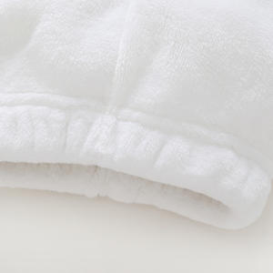 Venta al por Mayor en Línea de Ropa Infantil de Boutique, Lindos Conjuntos de Pijamas de Franela de Invierno de 3 Piezas para Bebé - Product Image 4