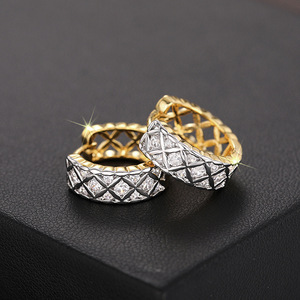 Pendientes de Oreja con Diseño Geométrico de Rombo en Dos Tonos para Mujer, Accesorios para el Día a Día - Product Image 6