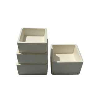Crisol de Cerámica de Alúmina Cuadrado con Tapa, 99% Al2O3, Crisol Industrial Resistente a Altas Temperaturas para Horno de Fusión de Laboratorio - Product Image 1