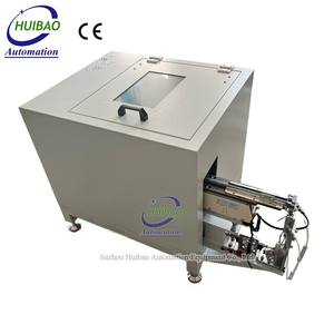 Sistema de Alimentação Automatizado com Alimentador Vibratório para Peças Curvas com Mecanismo de Elevação Solução de Montagem Automatizada Personalizada - Product Image 1