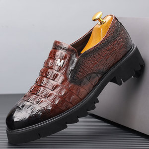 Chaussures en cuir pour hommes, style britannique, nouvelle collection printemps, tendance, décontractées, à semelle épaisse - Product Image 4
