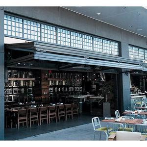 <span class=keywords><strong>Porte</strong></span> de <span class=keywords><strong>garage</strong></span> pliante en verre de style américain de style moderne. Cadre en aluminium. Verre trempé. Personnalisation disponible. - Product Image 3