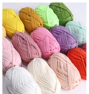 Filo di stoffa di vendita caldo in fabbrica fatto a mano in <span class=keywords><strong>cotone</strong></span> intrecciato fai da te 100g in poliestere filo di lana filato t-shirt - Product Image 1