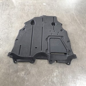 แผ่นกันกระแทกใต้ท้องรถยนต์ รุ่น 5142048050 สำหรับ Lexus Rx350 ปี 2022 2023 2024 ผลิตจากวัสดุ ABS - Product Image 3