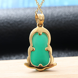 Colgante de Guanyin de Acero Inoxidable con Baño de Oro e Incrustaciones de Jade Verde, Diseño Geométrico, para Hombre y Mujer, 27081 - Product Image 2