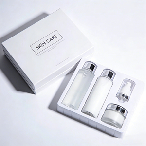 Coffret de Soins Visage Marque Blanche : Lotion, Crème Hydratante, Éclaircissante et Anti-Âge – Kit Cadeau Beauté OEM - Product Image 4