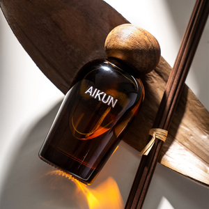 Diffuseur de parfum sans flamme Aikun en bois d'ambre naturel avec bâtonnets bruns – Diffusion passive de l'arôme, décoration d'aromathérapie pour chambre à coucher - Product Image 2