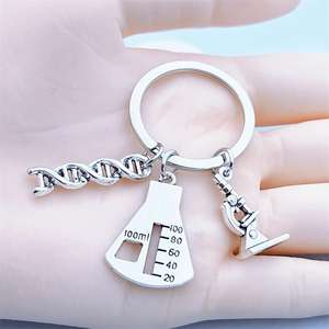 Regalo creativo para profesor de química genética, llavero de experimento de biología de microscopio molecular de química de ADN - Product Image 5