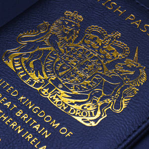Porta <span class=keywords><strong>Passaporto</strong></span> Personalizzato in Pelle PU per Viaggi, Custodia per Passaporti Britannici, Portafogli Promozionali da Viaggio - Product Image 5