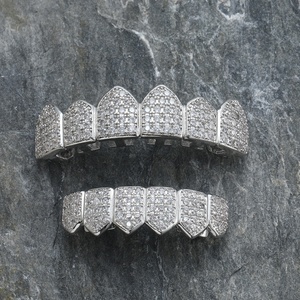 G017 Grillz Hip Hop Europeo Americano in Ottone a 6 Denti, Accessori per Costume di Halloween, Gioielli da <span class=keywords><strong>Bocca</strong></span> Dorati - Product Image 2