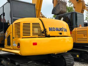 Mini pelle de 7 tonnes Komatsu PC70 Pelleteuse sur chenilles d'occasion Komatsu PC70 210 220 240 350 400 Machine de terrassement à vendre. - Product Image 6