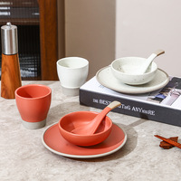 Service de vaisselle en céramique haut de gamme pour hôtel et restaurant, ensembles de vaisselle créatifs en porcelaine peinte à la main, 4 pièces