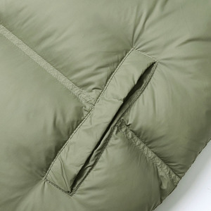 Chaqueta de Plumón Gruesa de Alta Calidad 2025, Estilo Unisex para Parejas, Abrigo Informal Holgado con Cuello de Piel de Cordero - Product Image 3