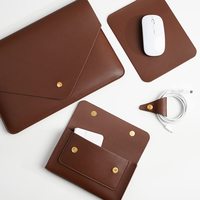 Ensemble de housse pour ordinateur portable en cuir personnalisé, housse en cuir PU avec petite pochette, tapis de souris et organisateur de câbles, étui pour ordinateur portable en cuir