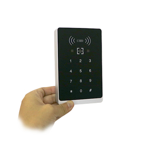 Jonction de boîte de sol étanche pour les connexions d'alimentation extérieures Acheter des couvertures de points rouges 4 pouces ronds <span class=keywords><strong>Legrand</strong></span> Hubbell - Product Image 6