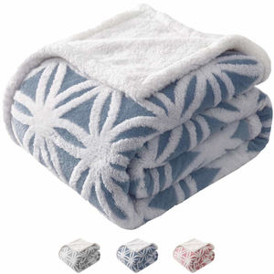 Suave invierno cálido acogedor esponjoso Navidad Año Nuevo Jacquard Sherpa manta personalizada impresa Sherpa polar doble capa - Product Image 5