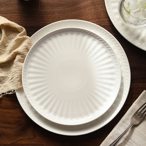 Ventes directes d'usine d'assiettes françaises en céramique <span class=keywords><strong>blanche</strong></span> de luxe, restaurants d'hôtels, design graphique créatif, assiettes de style occidental - Product Image 1