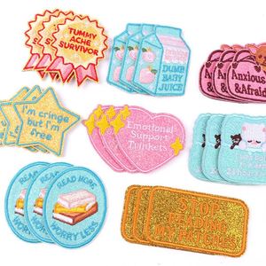 Patchs thermocollants brodés à motifs animaux de dessin animé, étoiles, cœurs et lettres, avec paillettes, populaires pour sacs, vêtements et téléphones - Product Image 2