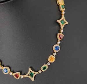 Elegante Cadena de Piedras Multicolores en Engaste Chapado en Rodio con Detalles de Diamantes Moissanite, Joyería de Lujo para Bodas y Fiestas - Product Image 2