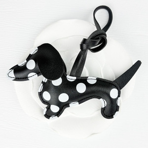Nouveau porte-clés de voiture en PU <span class=keywords><strong>Teckel</strong></span> tacheté, pendentif chien mignon et dodu, breloques de porte-clés en cuir tendance pour accessoires de sac, en stock - Product Image 3