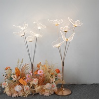 Lampadaire LED Papillon en Acrylique Moderne pour Fête, Scène, Mariage et Chemin de Table Suspendu