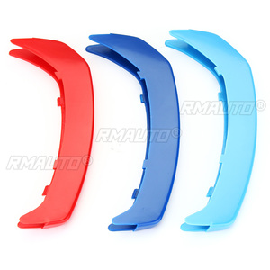 Juego de 3 Adhesivos Decorativos para Parrilla de Coche BMW Serie 1, 3, 5, F30, F31, X5, X6, E90, E91, F10, F11, F18, E60, E61, E70, E84, F48, F20, F21 - Product Image 6