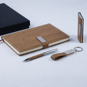 Ensemble de cadeaux d'affaires en cuir Offre Spéciale personnalisé papeterie de bureau planificateur de douanes stylo porte-clés porte-carte coffret cadeau pour hommes - Product Image 4