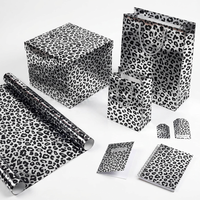 Vente en gros de l'ensemble d'emballage cadeau de la marque JUDE, recyclable, imprimé léopard argenté métallique, sac cadeau, papier d'emballage en rouleau 80GSM, boîte cadeau