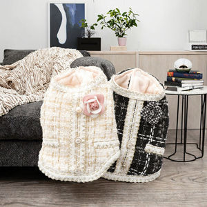 Vêtement pour animaux de compagnie en gros, manteau d'hiver pour petit chien en coton, style princesse à nœud papillon, style nord-européen, écologique et luxueux, imprimé - Product Image 3