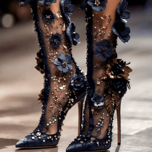 Zapatos de Novia Negros con Flores 3D, Tacones de Aguja con Pedrería, Encaje Negro, Flores de Cristal, Perlas, Sandalias de Tacón, Zapatos de Novia Negros - Product Image 1