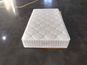 Kasur Hybrid Pegas Saku Ortopedi Ukuran Full Queen dari Tencel Berlapis Quilted dalam Kotak - Product Image 4