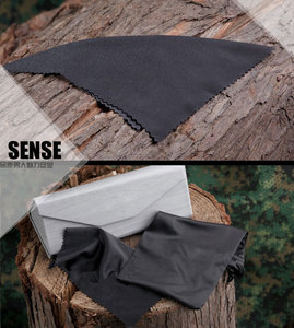 <span class=keywords><strong>Chiffon</strong></span> de nettoyage de <span class=keywords><strong>lunettes</strong></span> de soleil en microfibre noir imperméable carré <span class=keywords><strong>doux</strong></span> avec logo personnalisé - Product Image 4