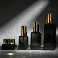 Luxe 30ml 50ml 100ml 120ml Rectangle à paroi épaisse clair glaçage verre oblate pompe Toner brouillard vaporisateur bouteille avec couvercle en or