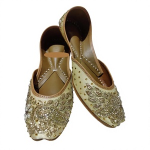 Mocassins plats pour femme en cuir véritable avec broderie colorée, motif floral traditionnel, boucle et fermeture auto-agrippante respirante - Product Image 2