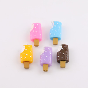 Colgante de resina de helado de dibujos animados, dijes de joyería para llavero DIY, colores aleatorios, material plástico, colgantes temáticos, accesorio de regalo - Product Image 5
