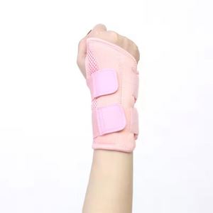 Kupferinfundierte Kompressions-Handgelenkstütze, verstellbar, rechts, für Handgelenkschmerzen, Verstauchungen, Karpaltunnelsyndrom, Goshen Land, Schwarz - Product Image 1