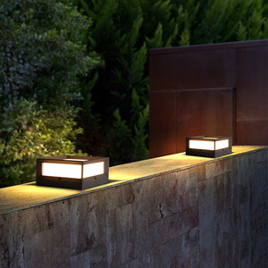 Lámpara de Pared Exterior Solar, Impermeable, para Pilar, Valla, Jardín, Patio, Villa - Product Image 1