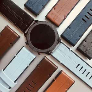 <span class=keywords><strong>Bracelet</strong></span> en silicone en <span class=keywords><strong>cuir</strong></span> pour <span class=keywords><strong>Garmin</strong></span> Fenix 7 7X 6 6X Pro 5 5X Plus 3HR 945 <span class=keywords><strong>Bracelet</strong></span> 26mm 22mm <span class=keywords><strong>Bracelet</strong></span> de montre - Product Image 4