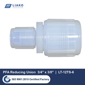 Raccord de réduction PFA pour tube évasé 3/4" x 3/8" DE, LT-12TS-6, haute pureté, résistant aux produits chimiques - Product Image 1