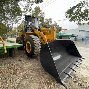 รถตักล้อยาง LG856H 4WD รุ่นขายดี พร้อมเครื่องยนต์และปั๊มคัมมินส์ เหมาะสำหรับงานในสวน - Product Image 6